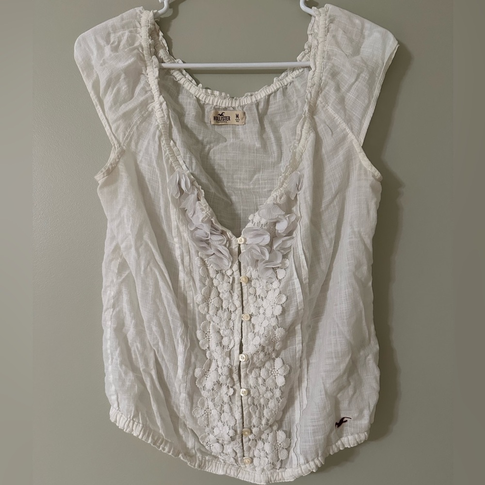 Hollister Women's Off White Lace Blouse